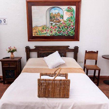 La Serrana Hostal Spa Socorro Exteriör bild
