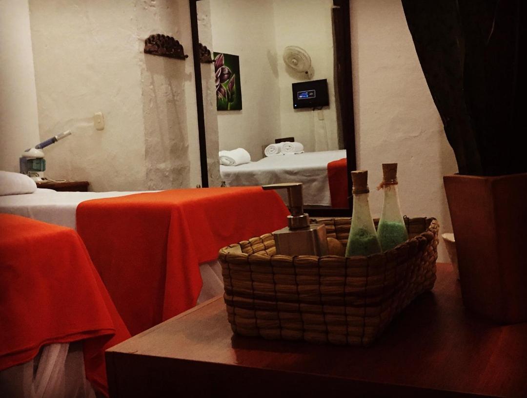 La Serrana Hostal Spa Socorro Exteriör bild